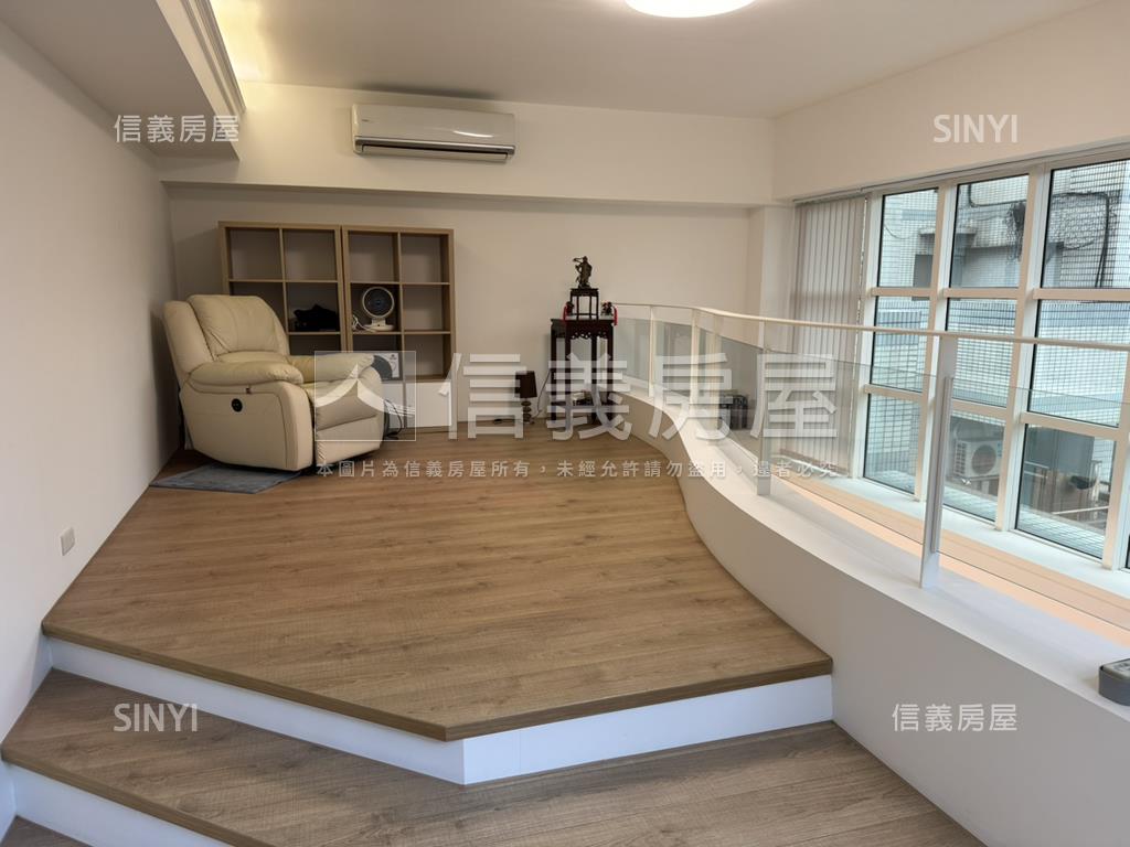 太子尊邸景觀樓中樓房屋室內格局與周邊環境