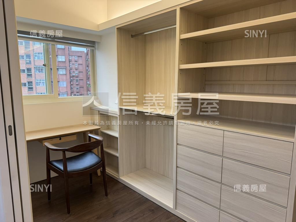 太子尊邸景觀樓中樓房屋室內格局與周邊環境