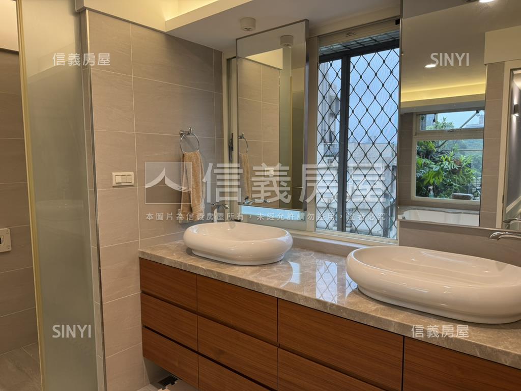 太子尊邸景觀樓中樓房屋室內格局與周邊環境