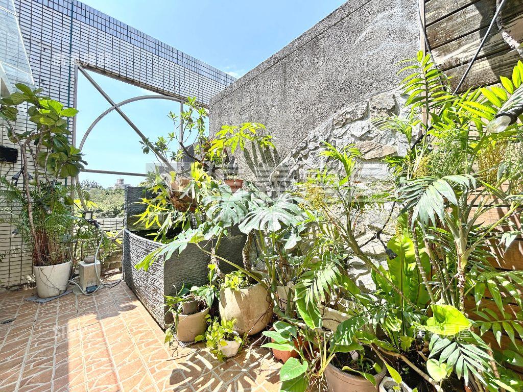 太子尊邸景觀樓中樓房屋室內格局與周邊環境