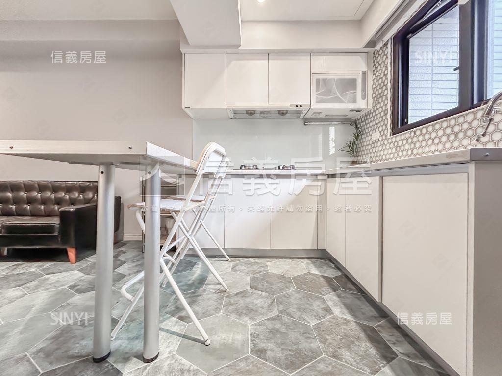 專任中研Ａ＋精裝兩房房屋室內格局與周邊環境