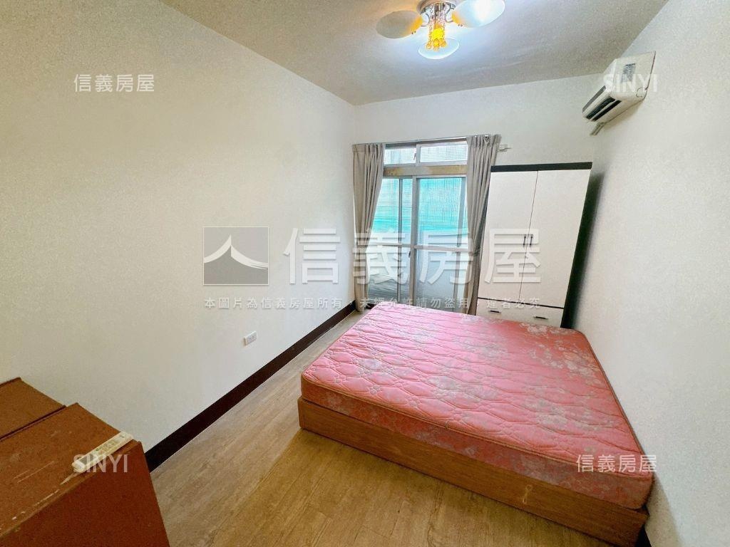 近中國醫，河岸兩房房屋室內格局與周邊環境