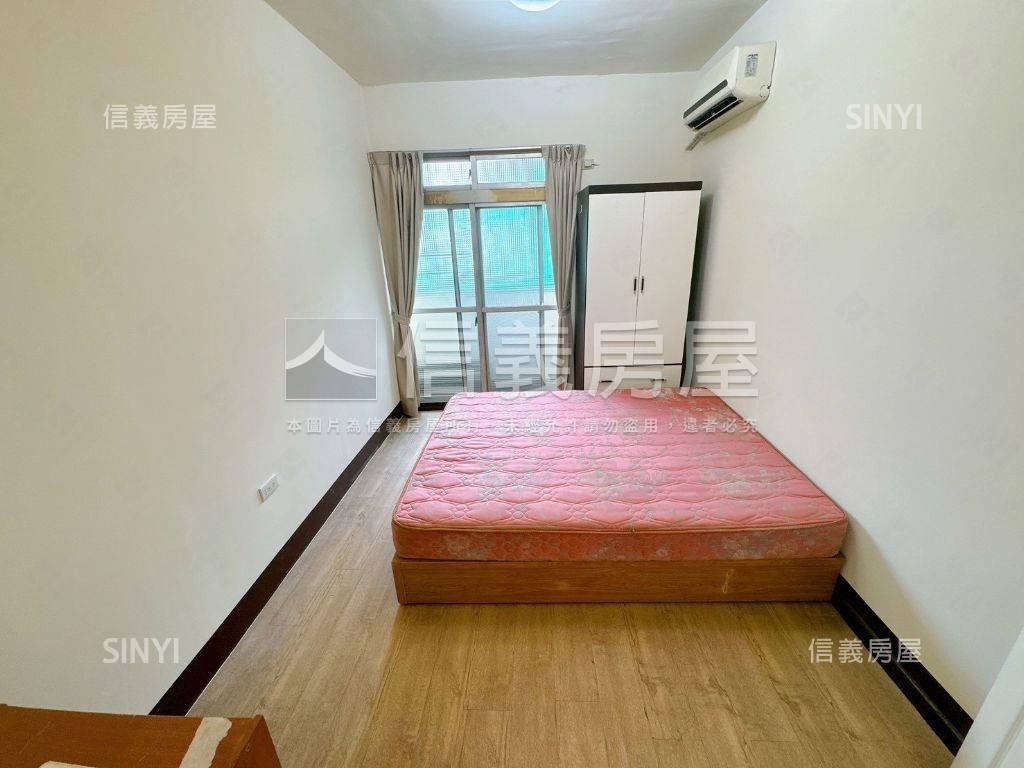 近中國醫，河岸兩房房屋室內格局與周邊環境