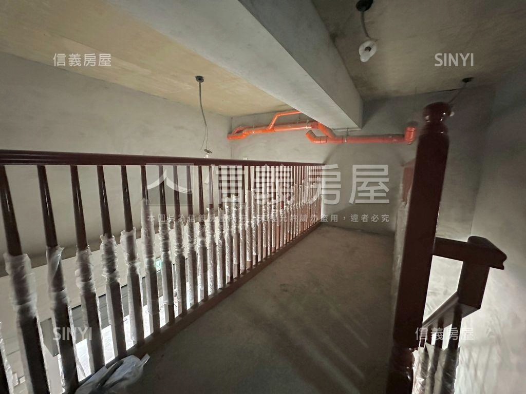 府中新板樂睦金店面房屋室內格局與周邊環境