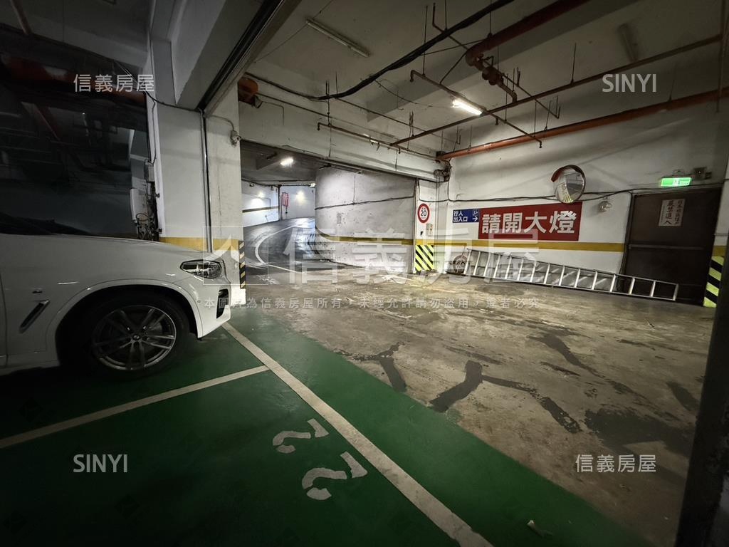 西湖寧境坡平車位房屋室內格局與周邊環境