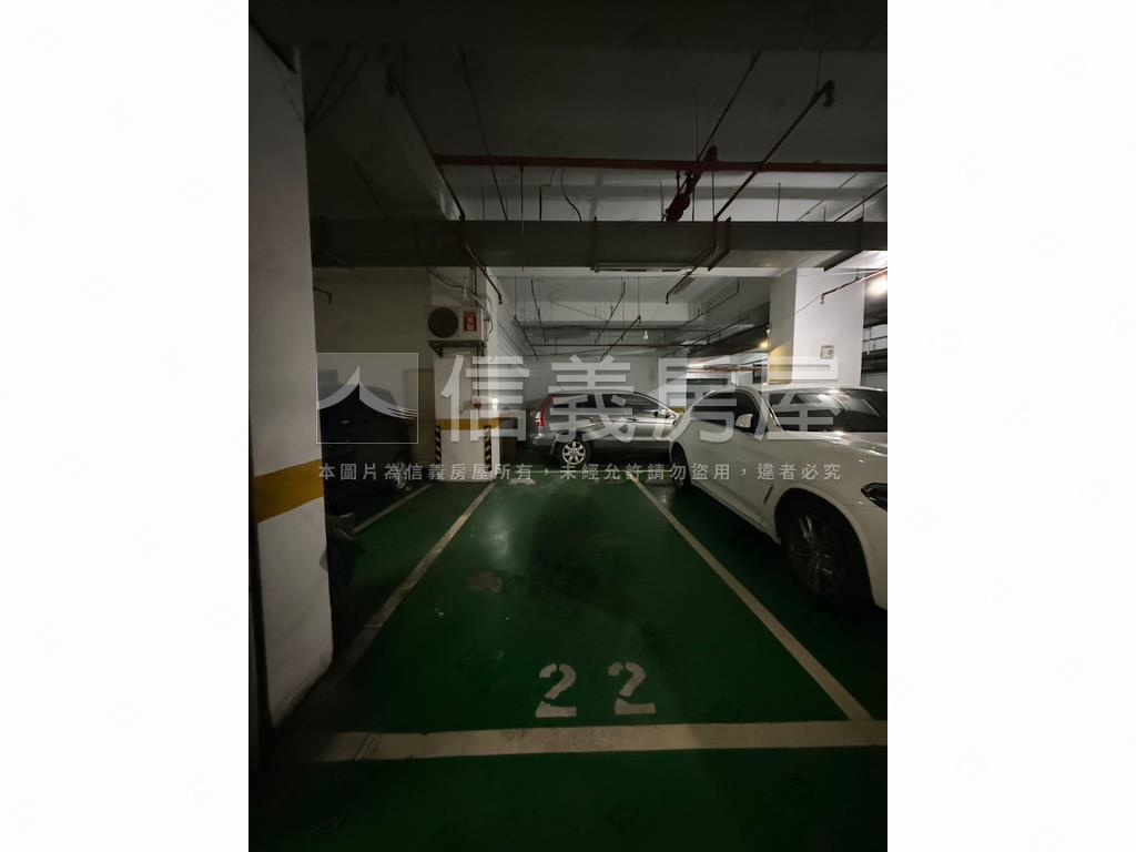 西湖寧境坡平車位房屋室內格局與周邊環境