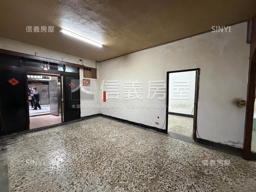 近未來捷運站１樓房屋室內格局與周邊環境