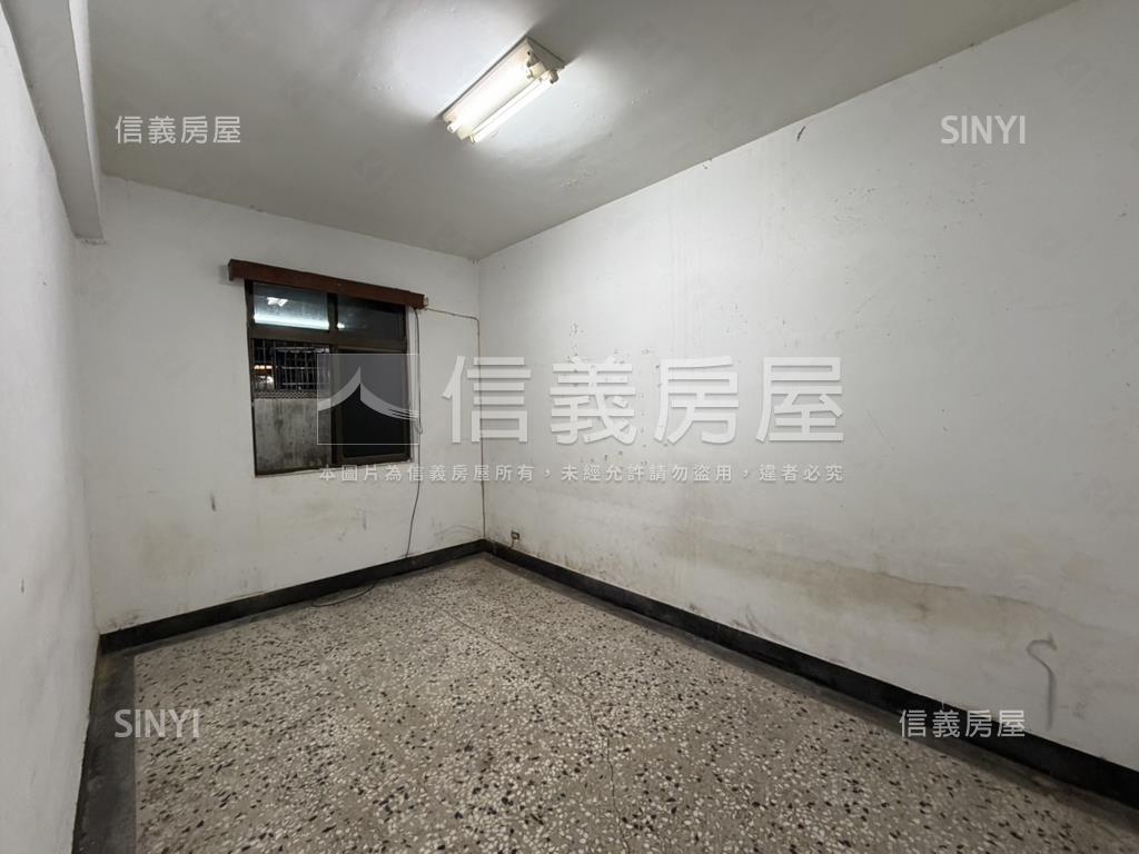 近未來捷運站１樓房屋室內格局與周邊環境