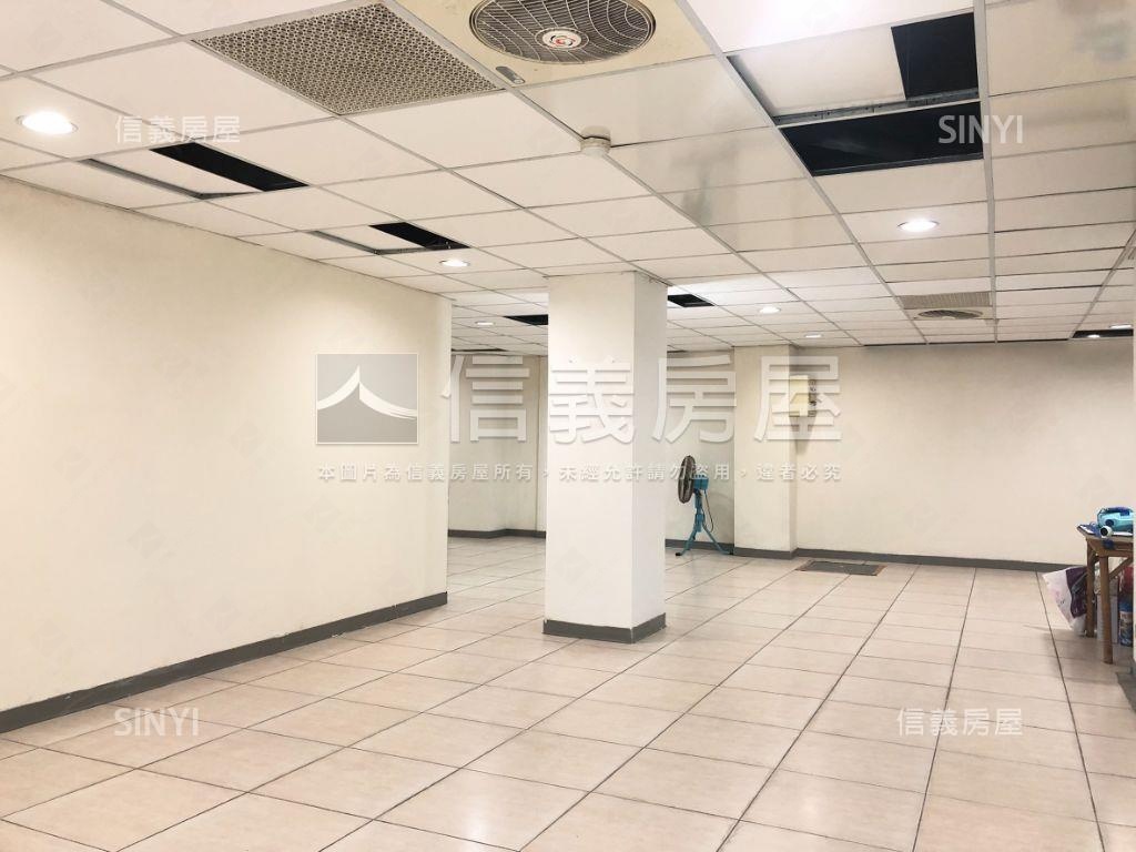 正天母西路上大空間店面房屋室內格局與周邊環境