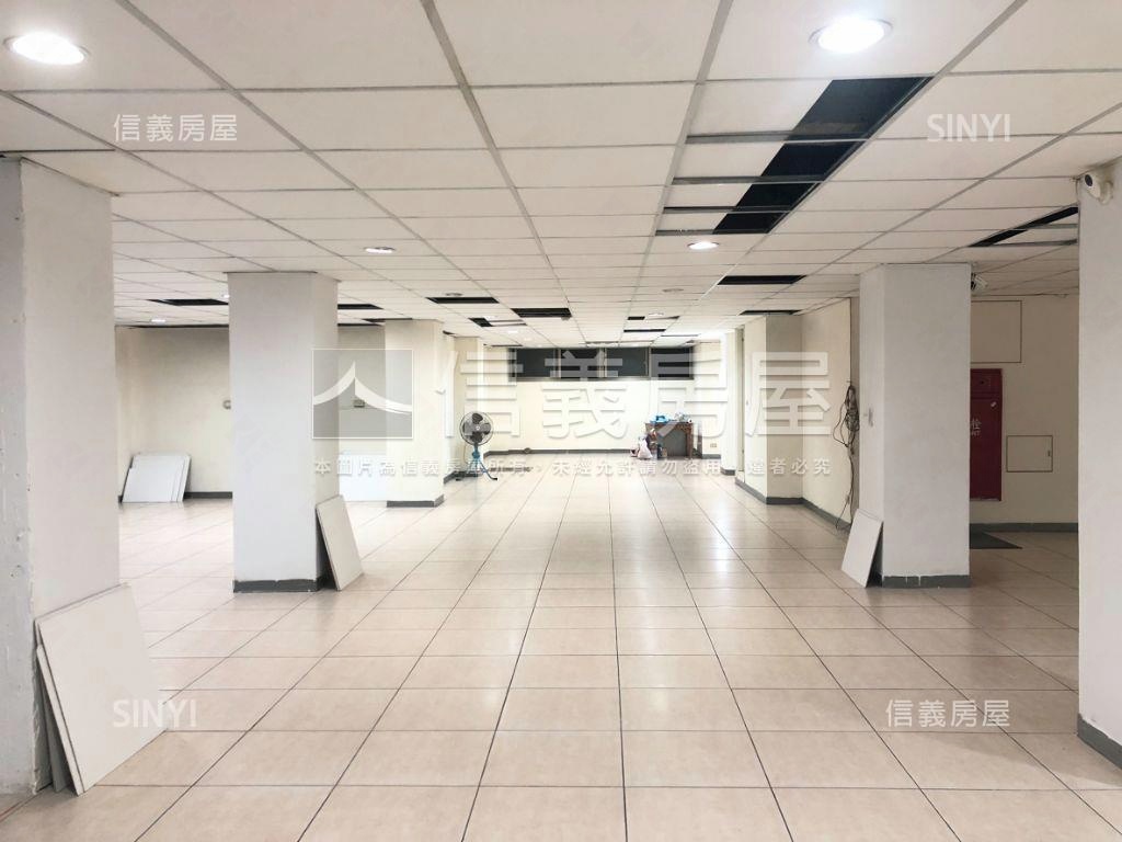 正天母西路上大空間店面房屋室內格局與周邊環境