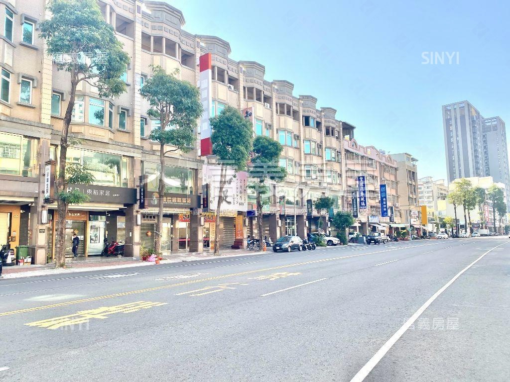 高鐵自由稀有角窗店霸房屋室內格局與周邊環境