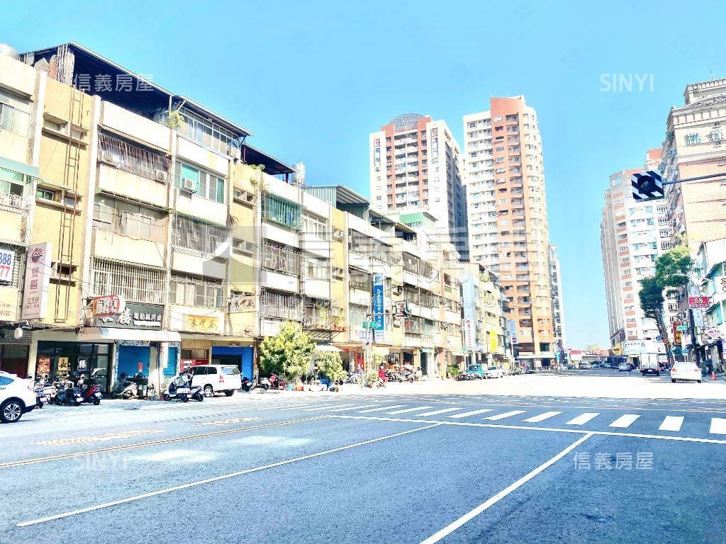 高鐵自由稀有角窗店霸房屋室內格局與周邊環境