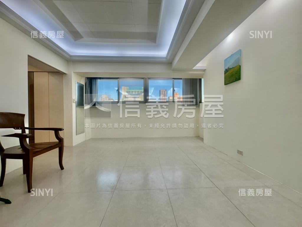 敦南管理三房車位可租房屋室內格局與周邊環境