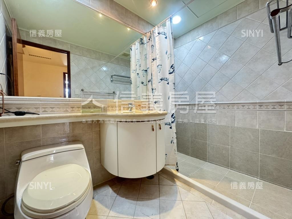 中央公園太子名邸４房平車房屋室內格局與周邊環境