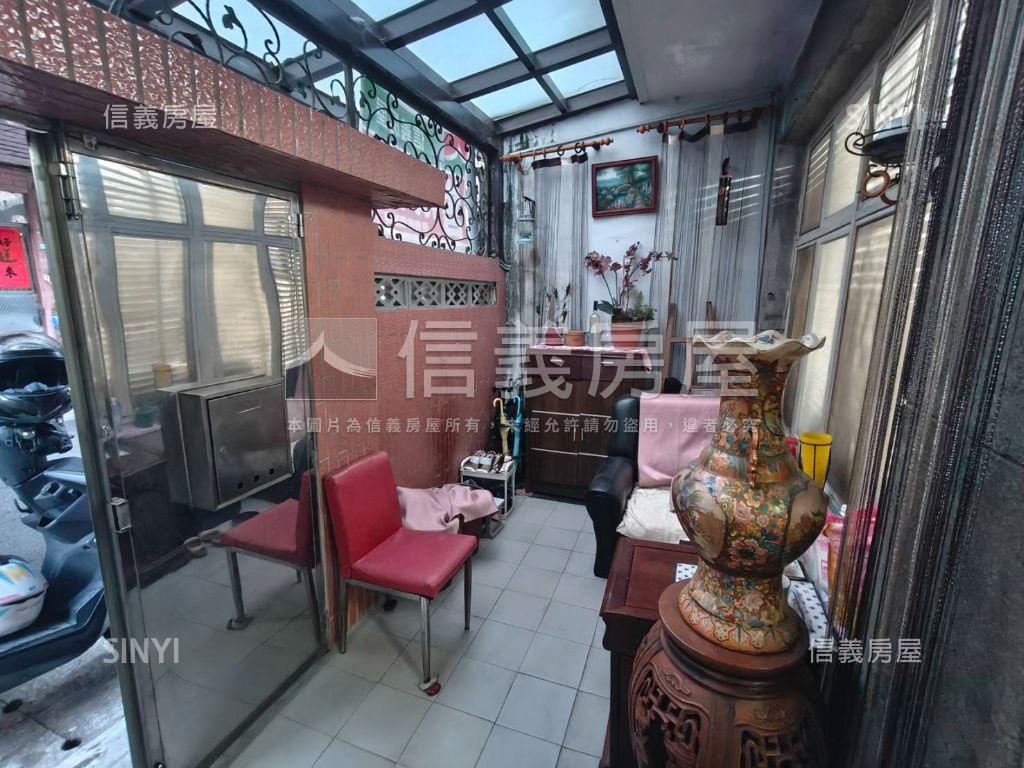 富台國小小資美透天房屋室內格局與周邊環境