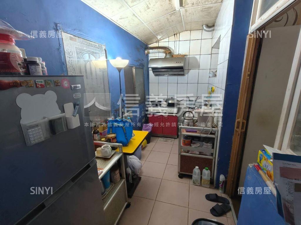 富台國小小資美透天房屋室內格局與周邊環境