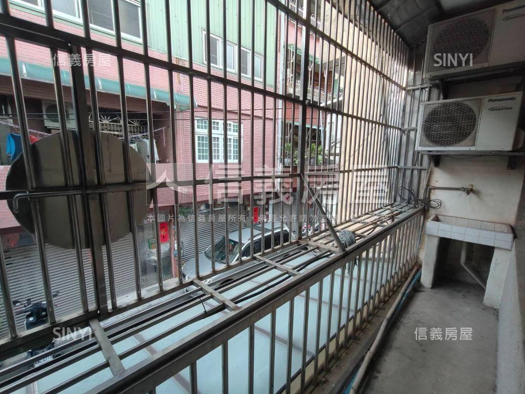 富台國小小資美透天房屋室內格局與周邊環境