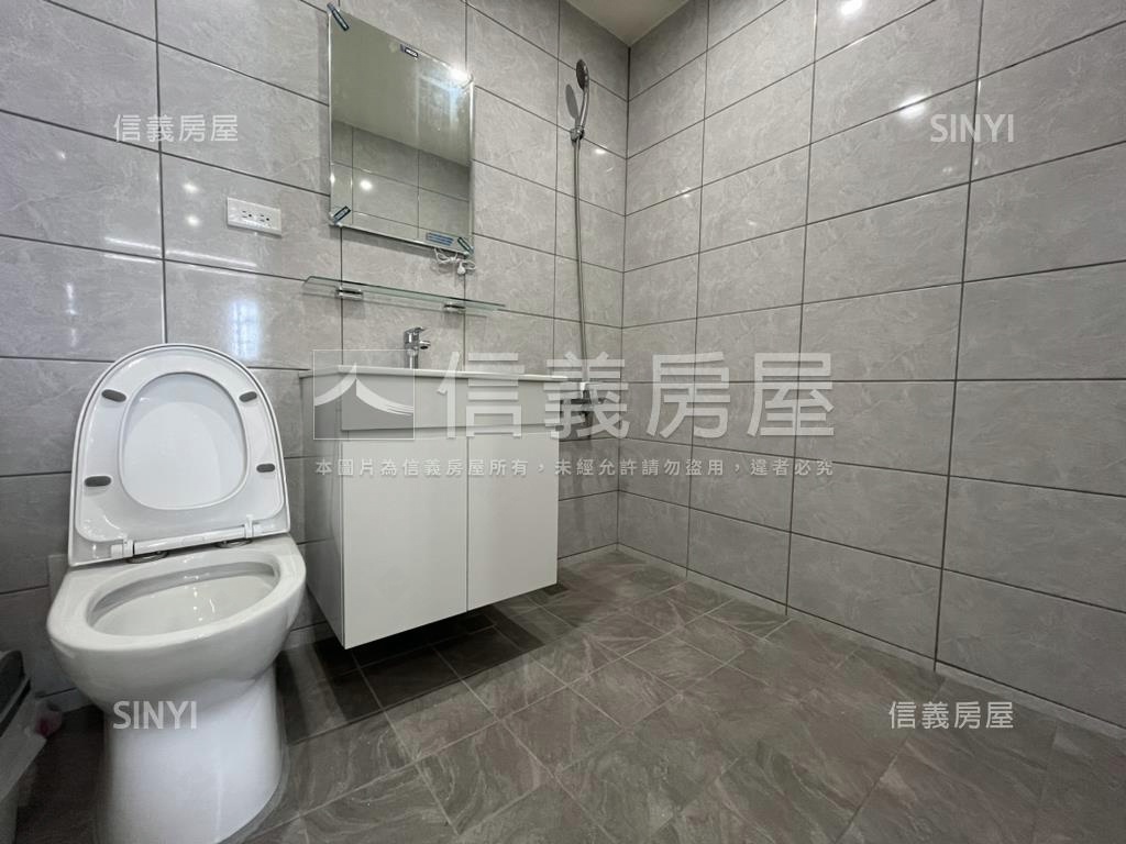 都會生活三房平車美裝潢房屋室內格局與周邊環境