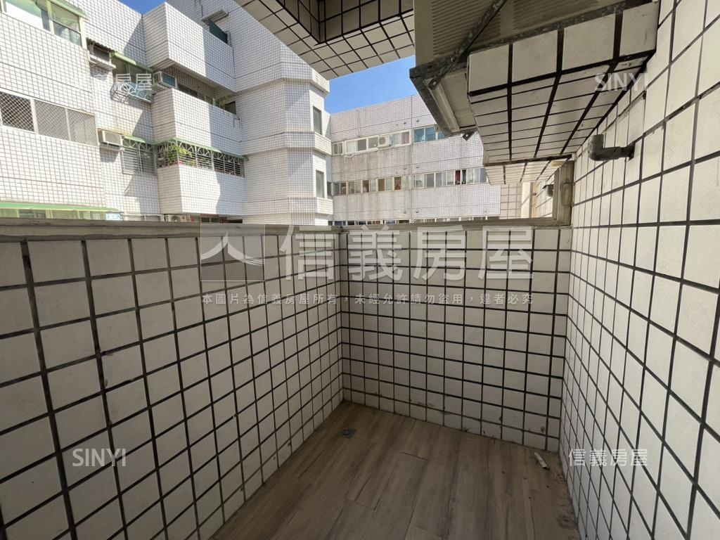 都會生活三房平車美裝潢房屋室內格局與周邊環境