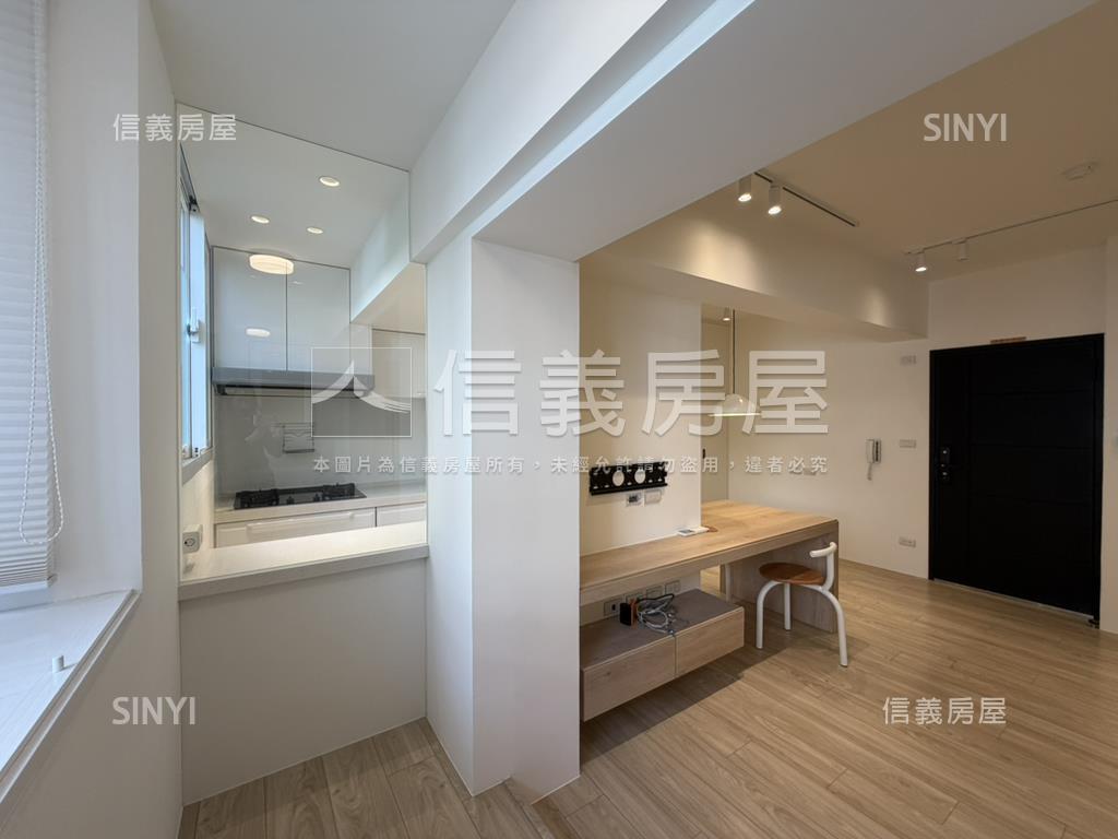 仁愛圓環學區管理精緻兩房房屋室內格局與周邊環境