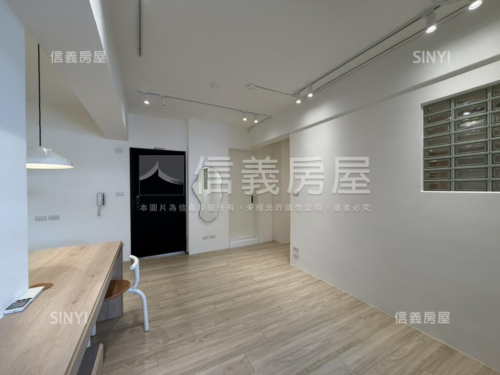 仁愛圓環學區管理精緻兩房房屋室內格局與周邊環境