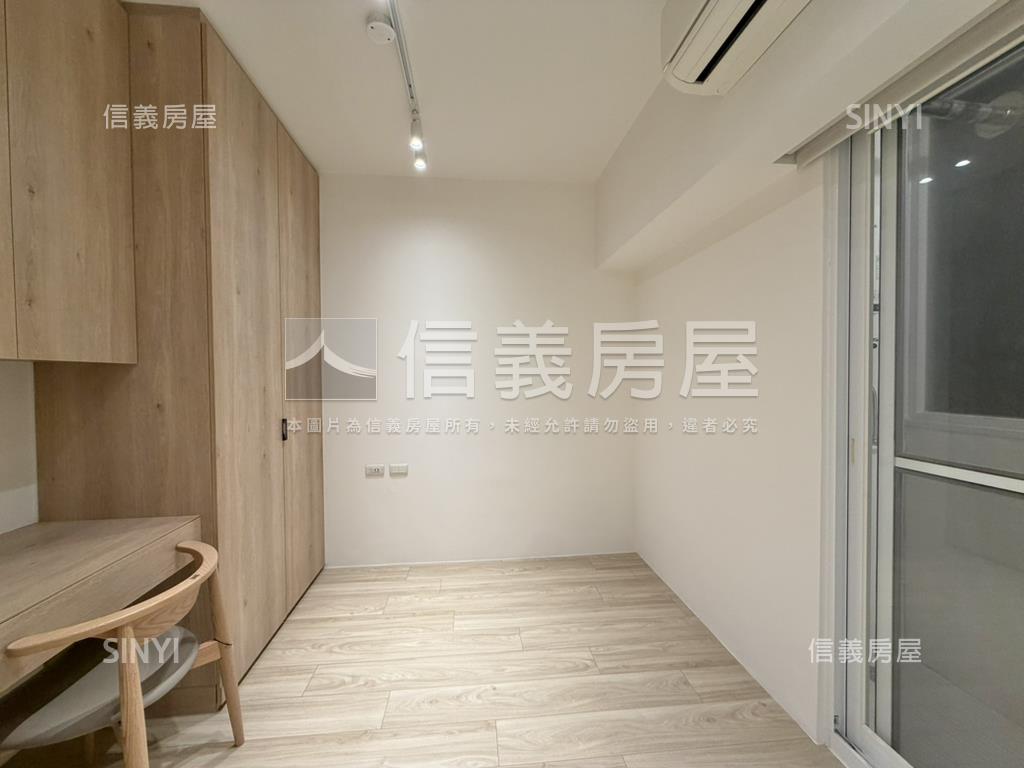 仁愛圓環學區管理精緻兩房房屋室內格局與周邊環境