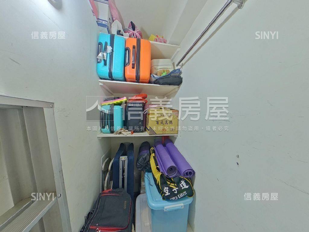 綠野鴻福電梯溫馨三房房屋室內格局與周邊環境