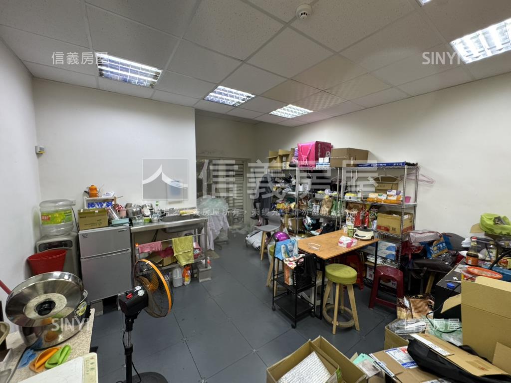 四維路黃金店面房屋室內格局與周邊環境