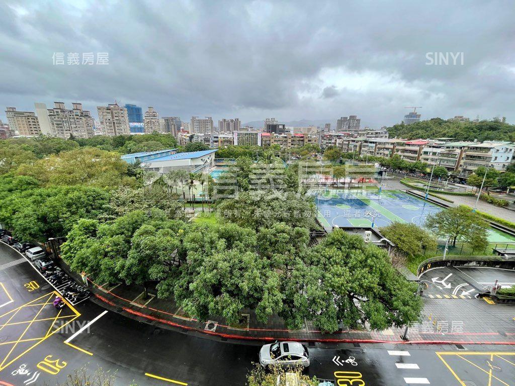 【專任信義一品】尊爵景觀房屋室內格局與周邊環境