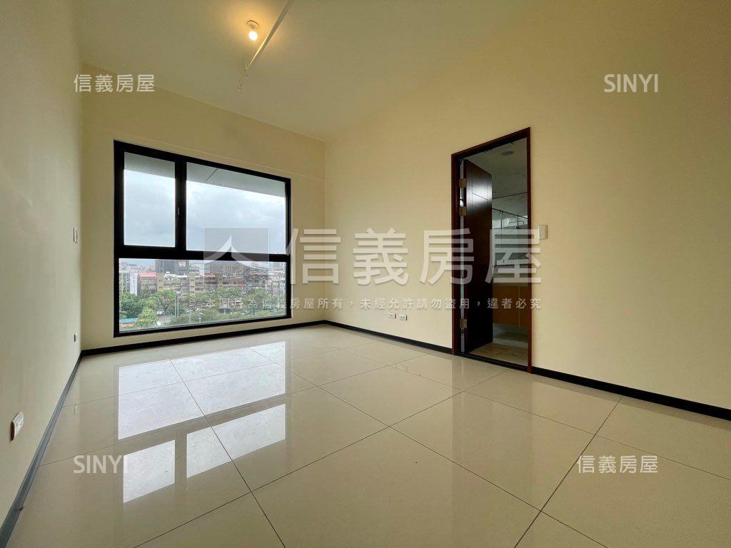 【專任信義一品】尊爵景觀房屋室內格局與周邊環境