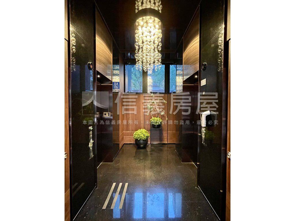 【專任信義一品】尊爵景觀房屋室內格局與周邊環境