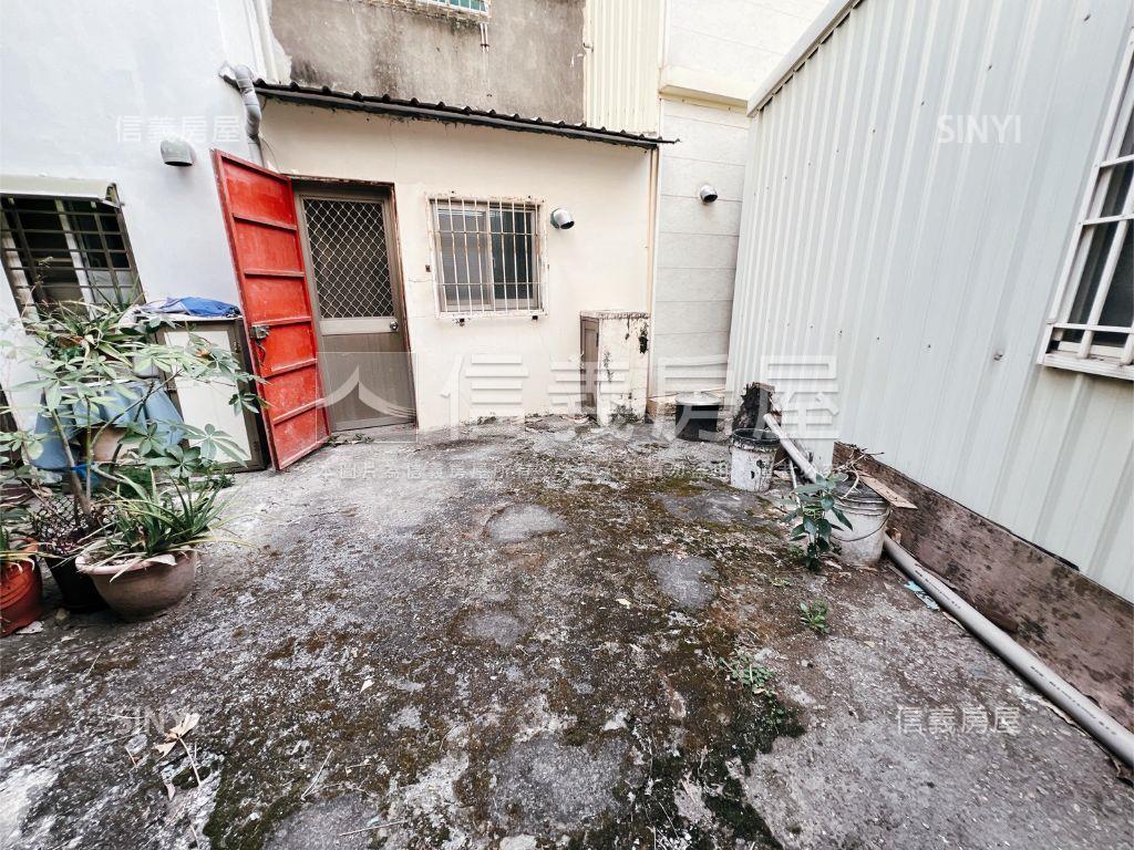 內惟成家低總價活巷透天房屋室內格局與周邊環境