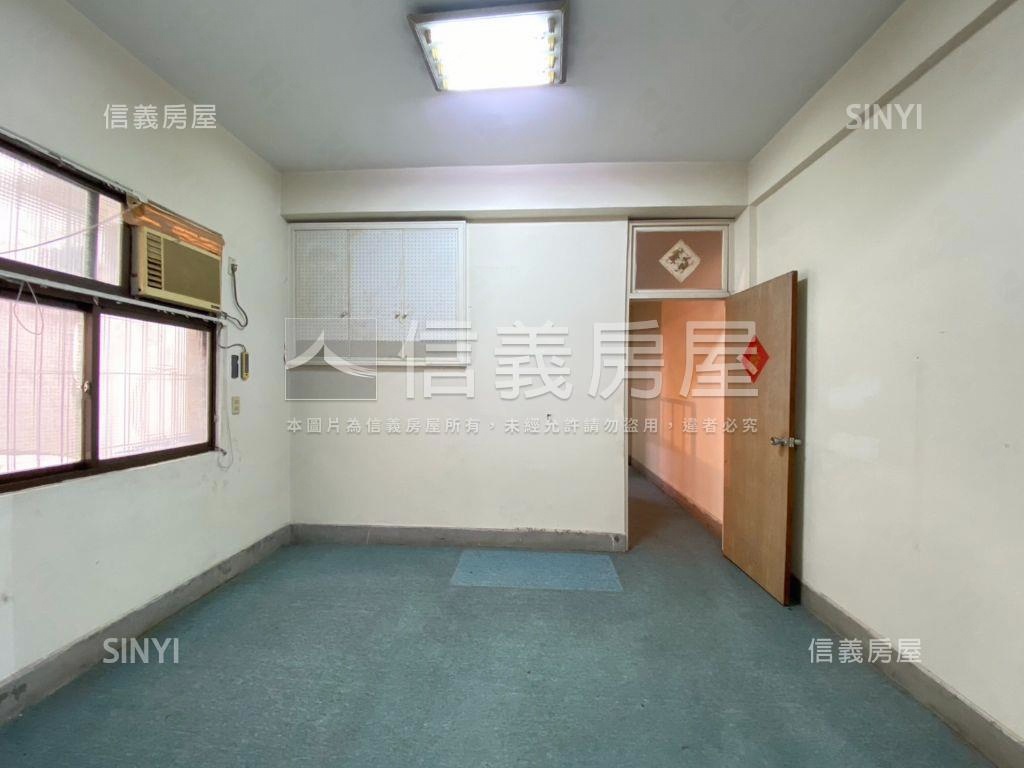 專任◆邊間三面採光透天房屋室內格局與周邊環境