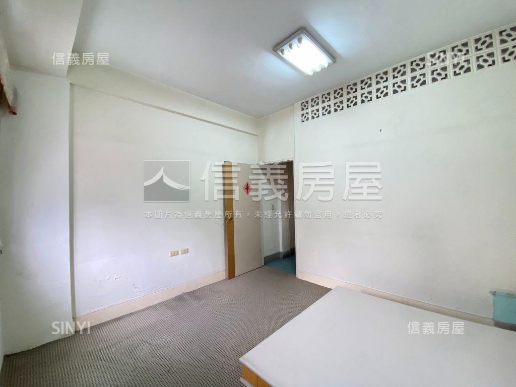 專任◆邊間三面採光透天房屋室內格局與周邊環境
