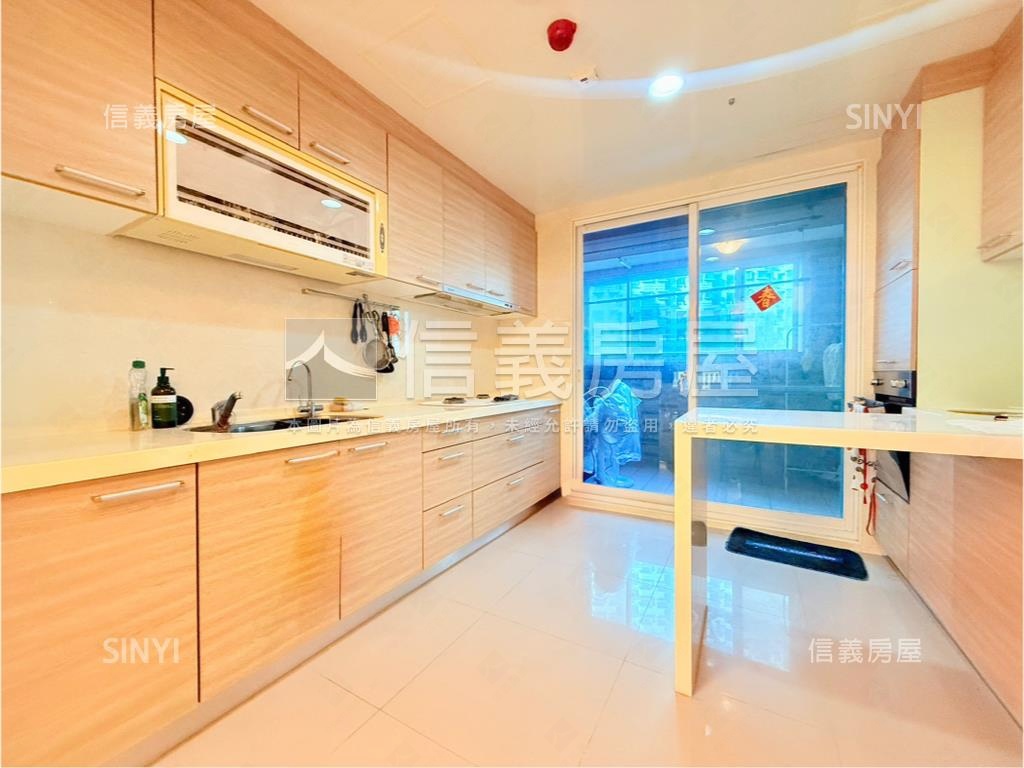 【台北灣】質感品味夢想宅房屋室內格局與周邊環境