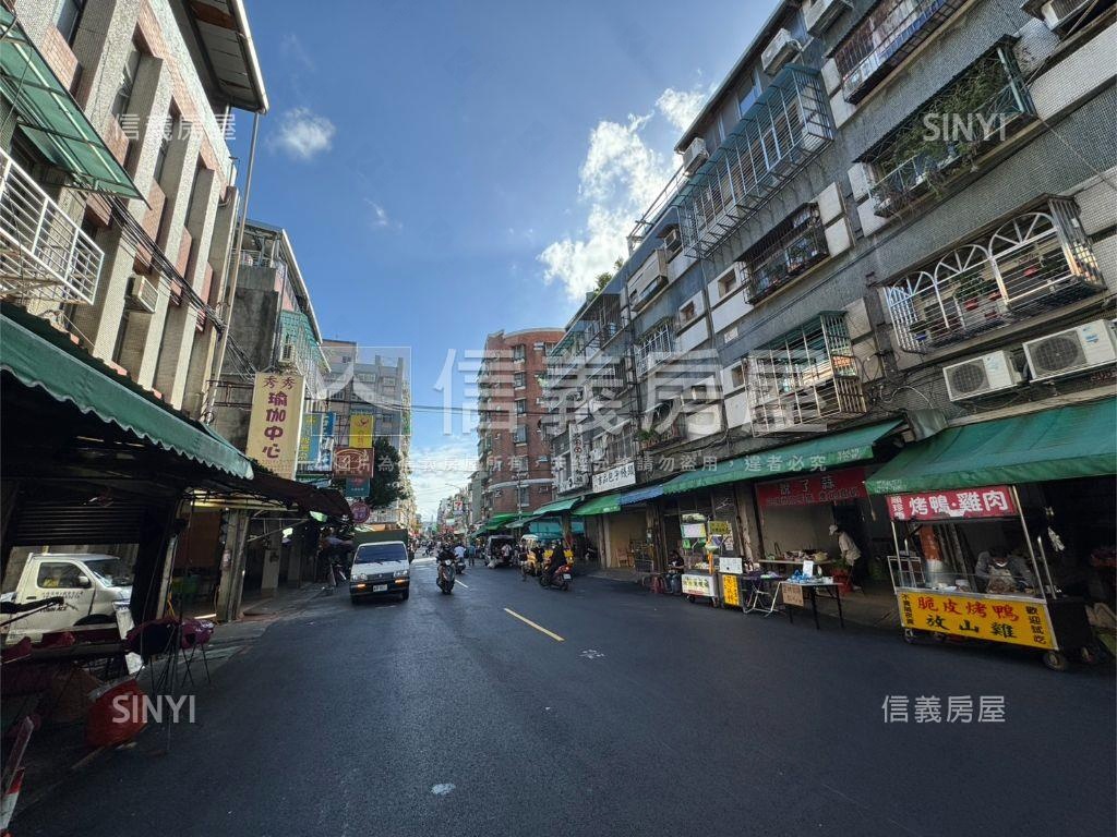 近新莊捷運站●豐年街二樓房屋室內格局與周邊環境