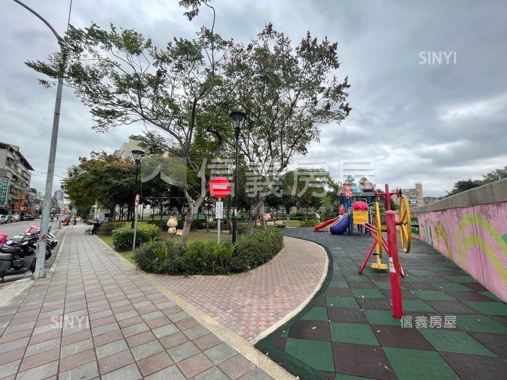 近新莊捷運站●豐年街二樓房屋室內格局與周邊環境