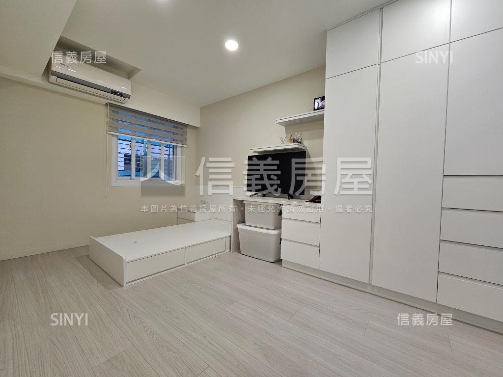 中正東門捷運極品美邸房屋室內格局與周邊環境