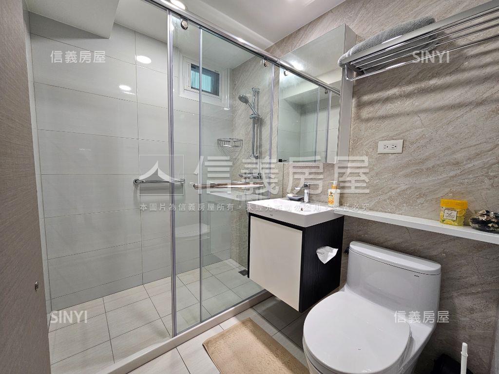 中正東門捷運極品美邸房屋室內格局與周邊環境