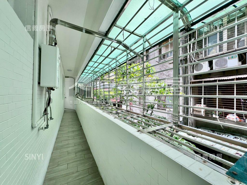 中正東門捷運極品美邸房屋室內格局與周邊環境