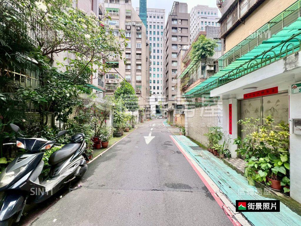 中正東門捷運極品美邸房屋室內格局與周邊環境