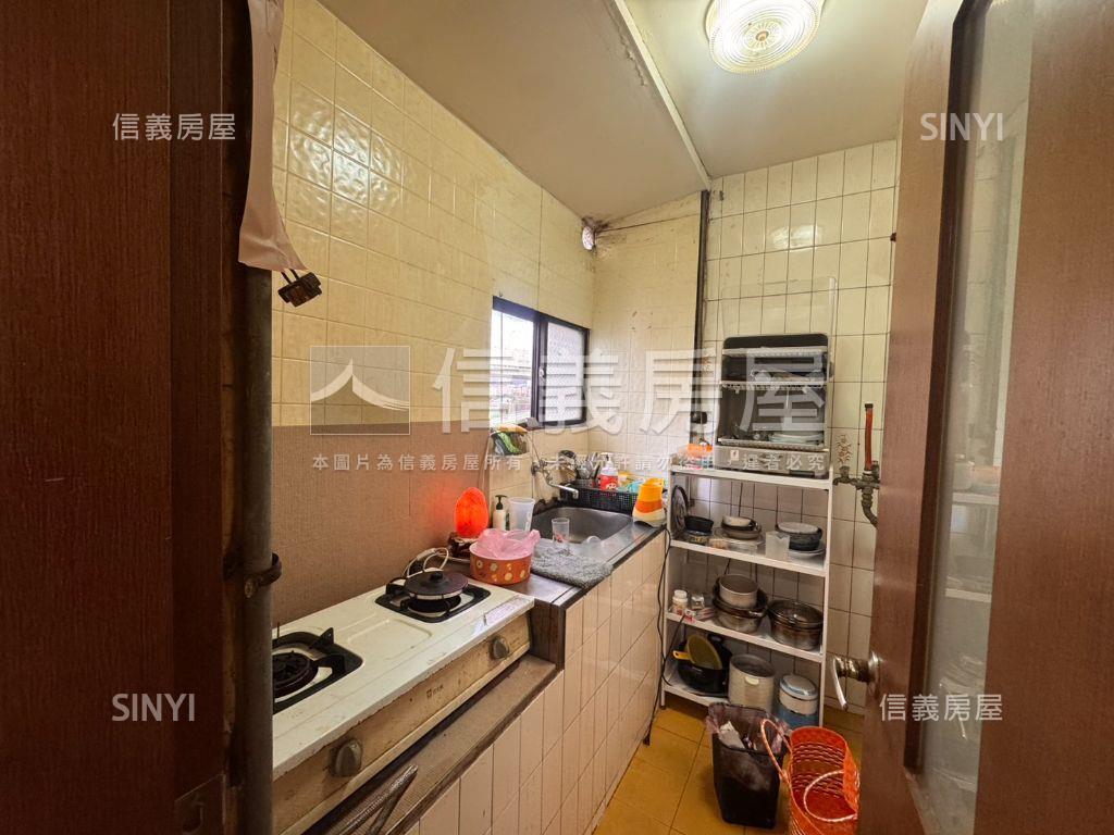 南京東路電梯大樓房屋室內格局與周邊環境