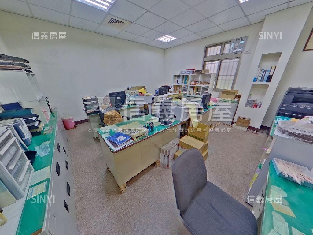 專任台中工業區２５０坪廠房屋室內格局與周邊環境