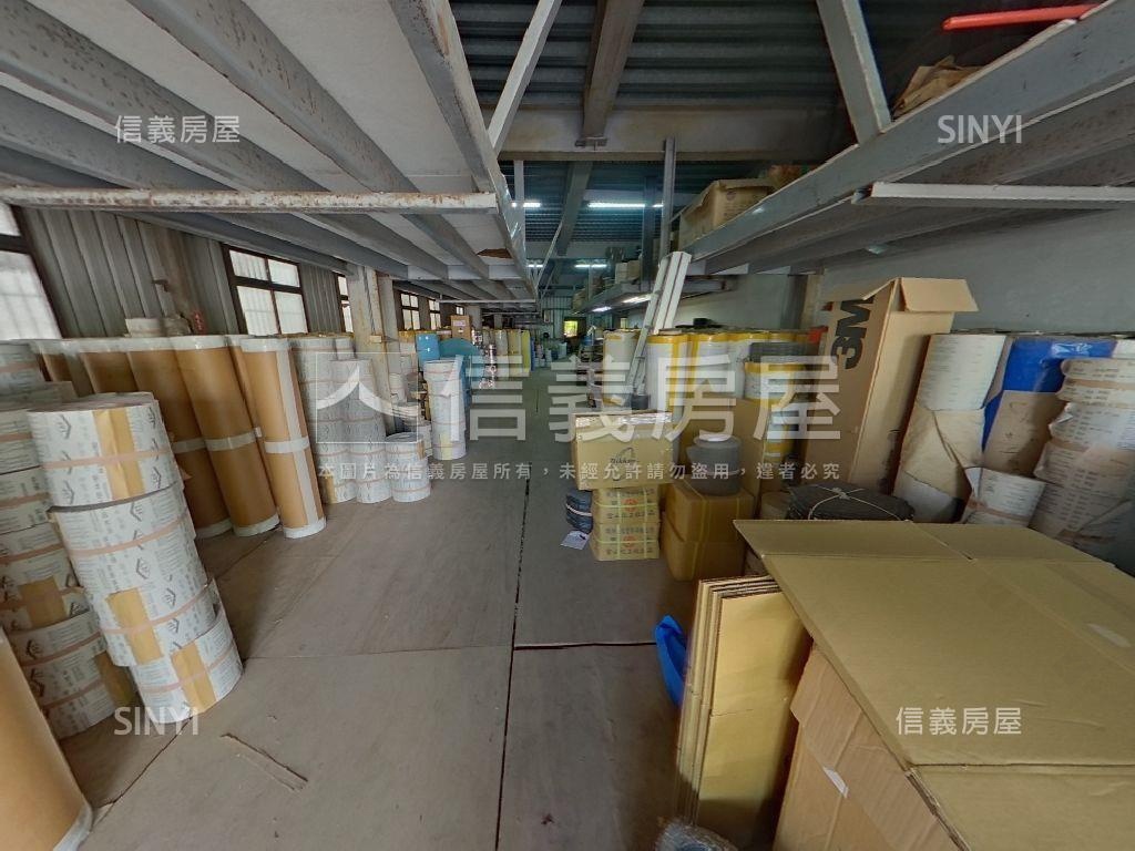 專任台中工業區２５０坪廠房屋室內格局與周邊環境
