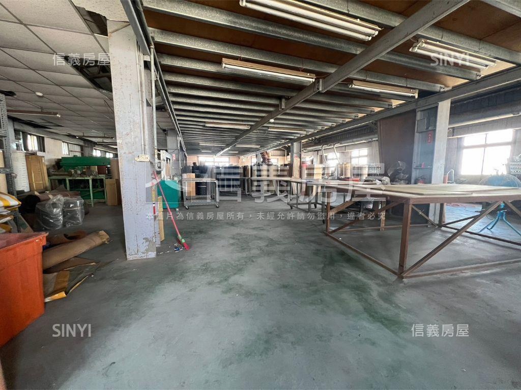 專任台中工業區２５０坪廠房屋室內格局與周邊環境