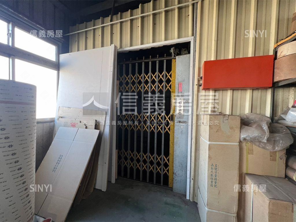 專任台中工業區２５０坪廠房屋室內格局與周邊環境