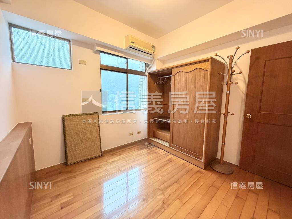 【山景】視野佳｜電梯３房房屋室內格局與周邊環境