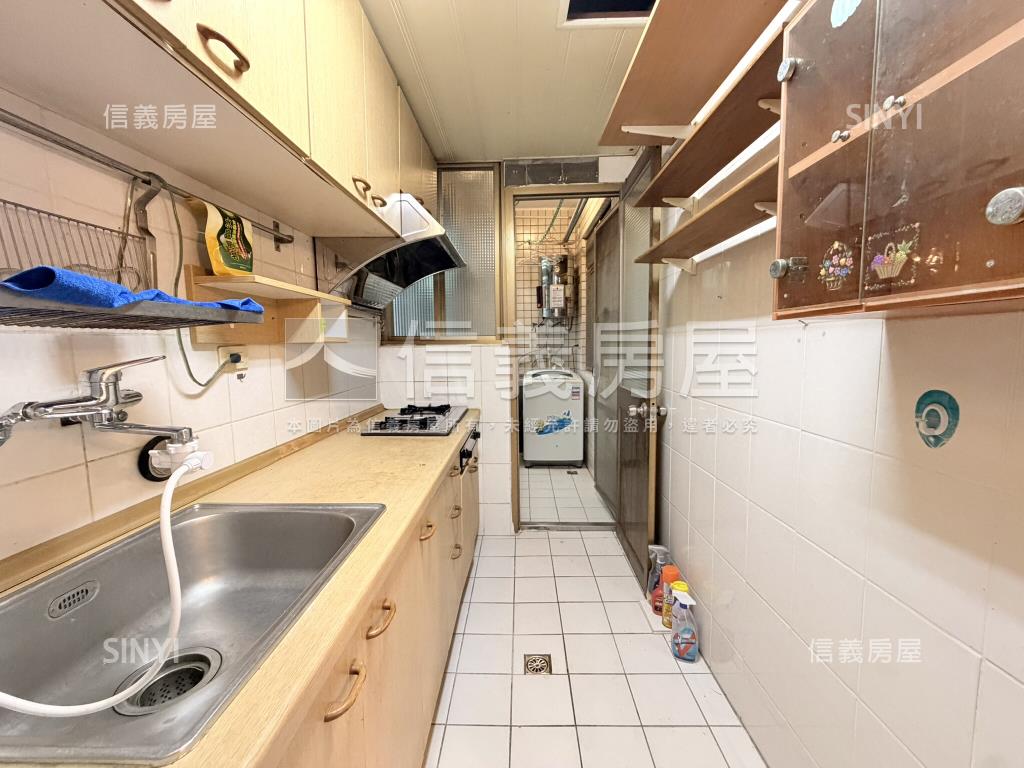 【山景】視野佳｜電梯３房房屋室內格局與周邊環境