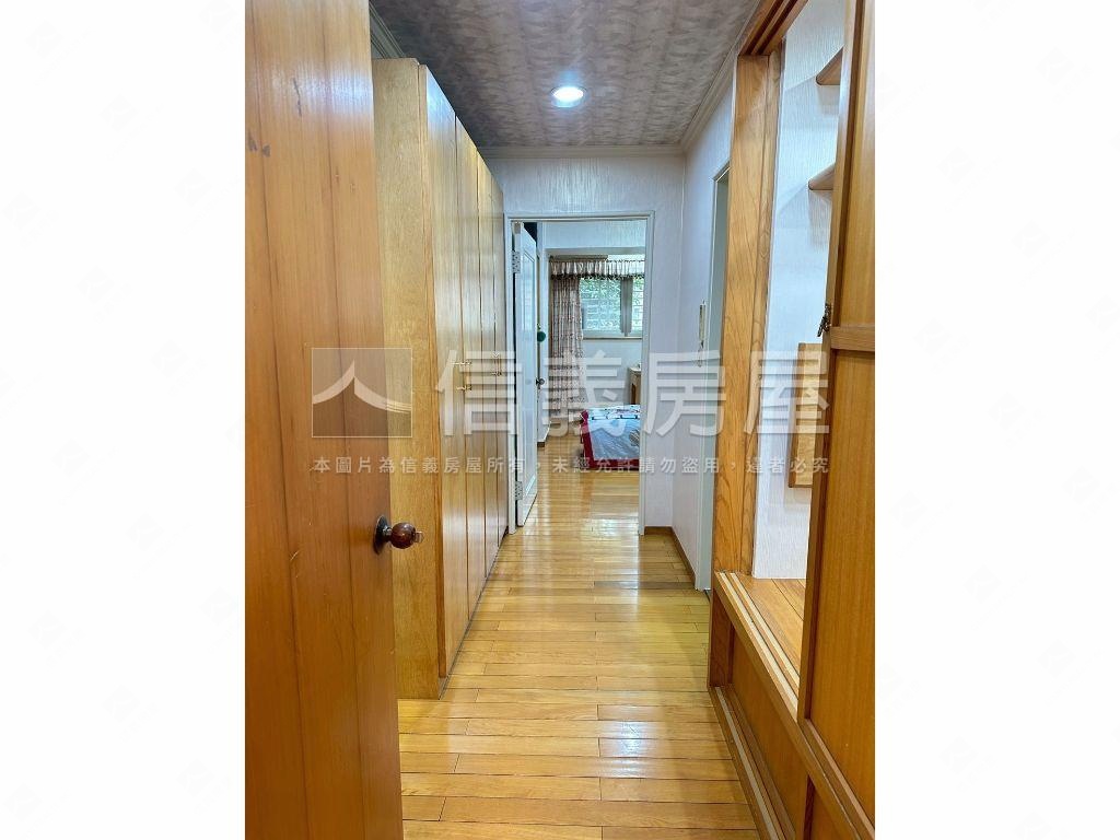 台北車站．開封龍邸大樓房屋室內格局與周邊環境