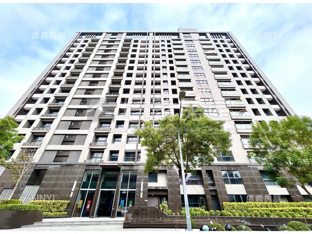 專輕軌線上四房平車房屋室內格局與周邊環境